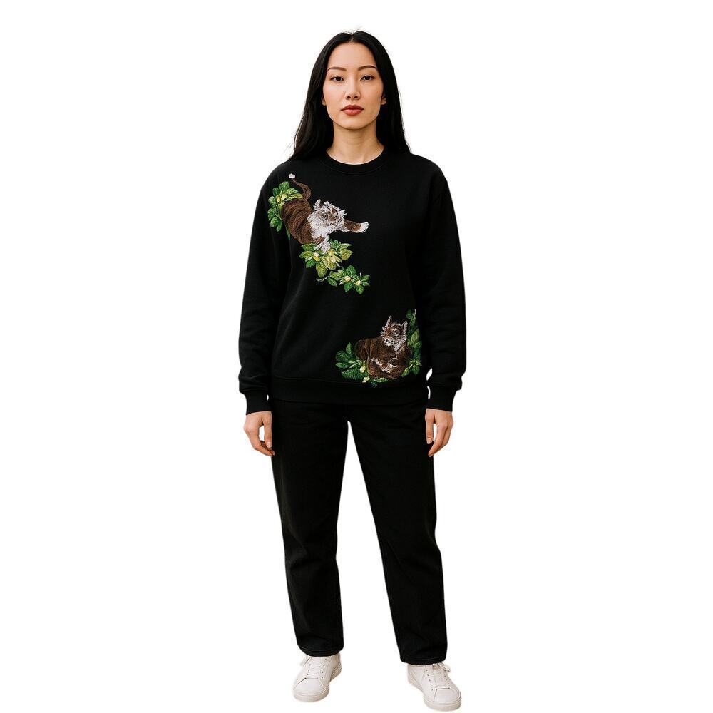 Vintage Embroidered Tiger Sweatshirt Black Pullover Crewneck XXL (Fits M/L)